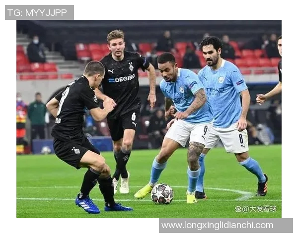 足球明星激战精彩瞬间回顾谁能称霸绿茵场的巅峰对决